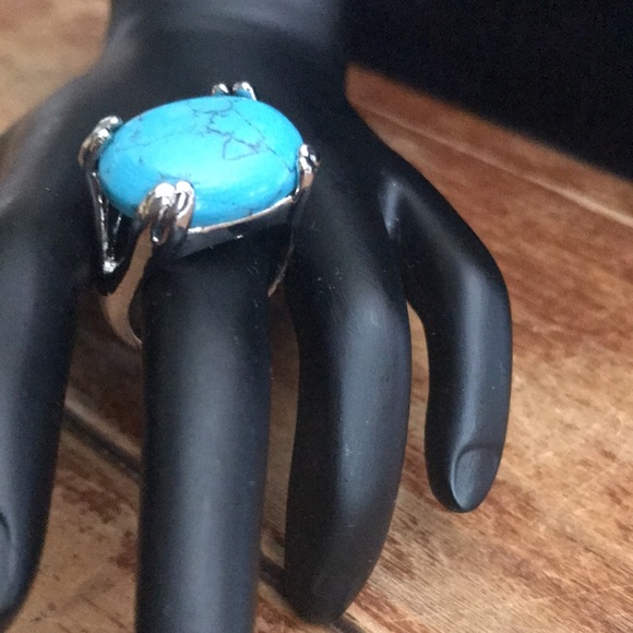 Silver tone and turquoise color ring - Picture 2 of 5